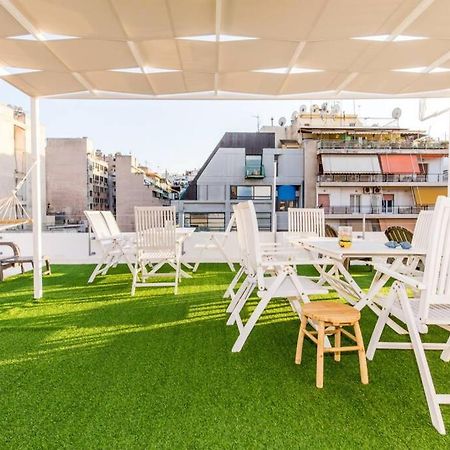 Neoclassical Apartment With 2 Bedrooms In Pireus Exteriér fotografie