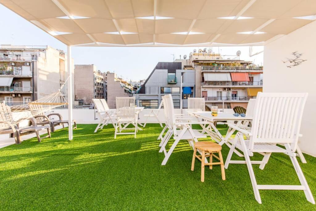 Neoclassical Apartment With 2 Bedrooms In Pireus Exteriér fotografie